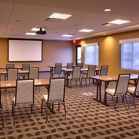 Towneplace Suites By Marriott Dickinson Exteriör bild
