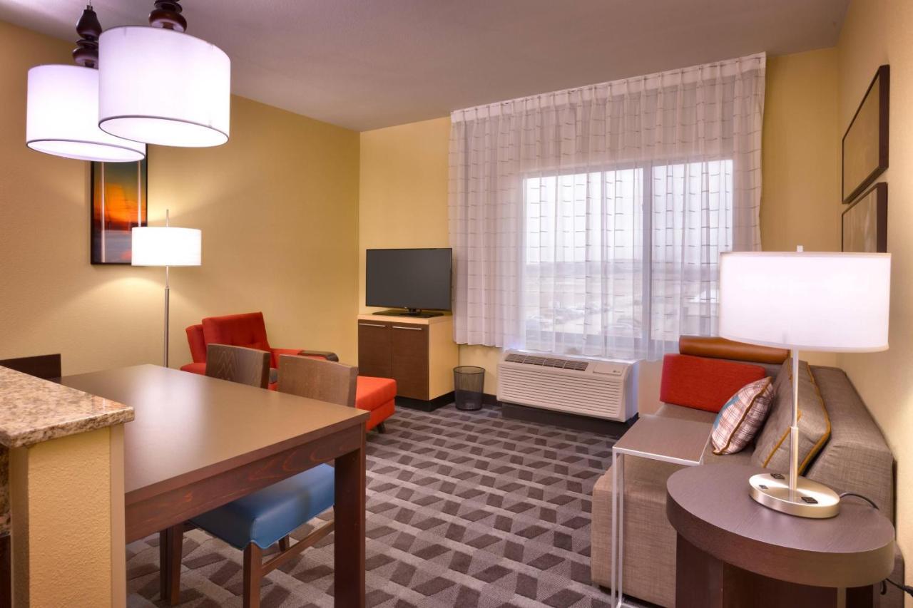 Towneplace Suites By Marriott Dickinson Exteriör bild