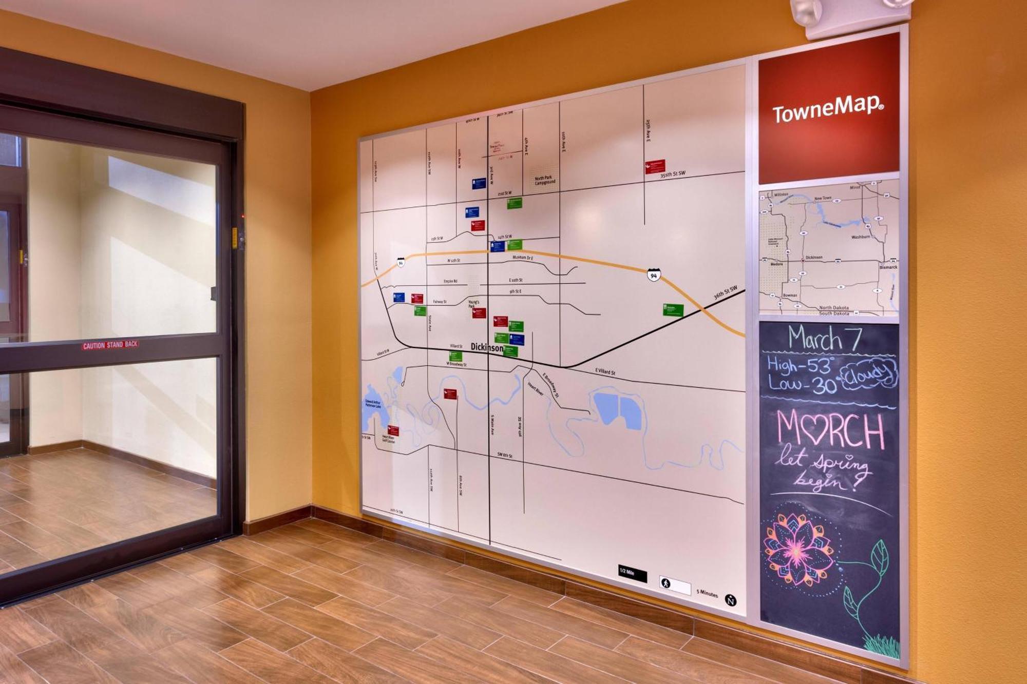 Towneplace Suites By Marriott Dickinson Exteriör bild