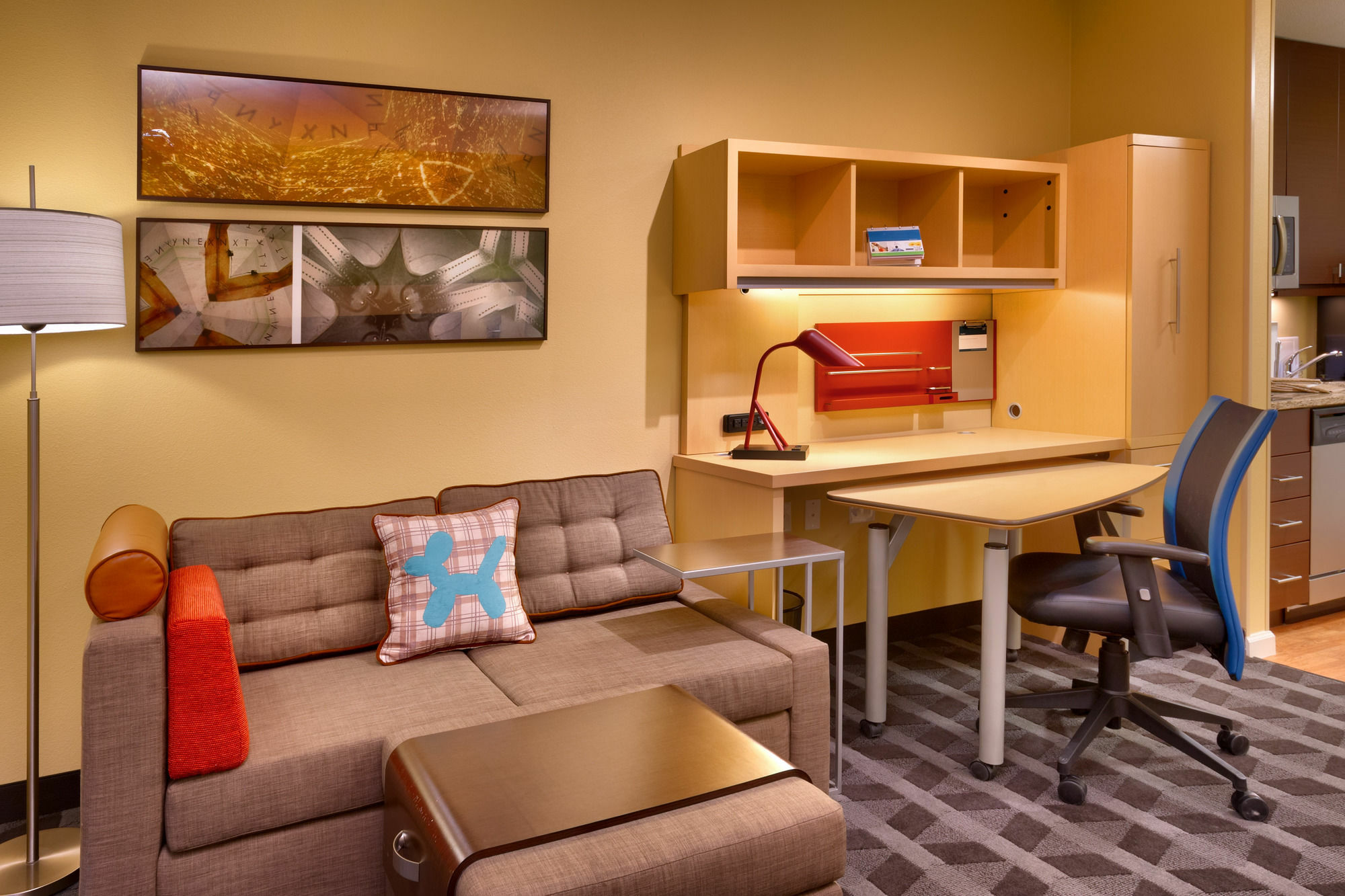Towneplace Suites By Marriott Dickinson Exteriör bild